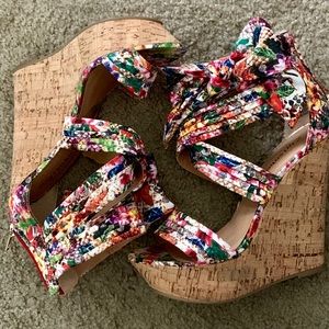Multicolor Wedges